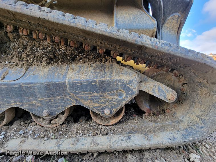 image for item HR9494 New Holland C238  tracked skid steer loader