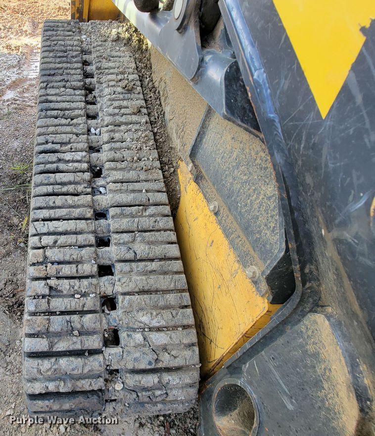 image for item HR9494 New Holland C238  tracked skid steer loader