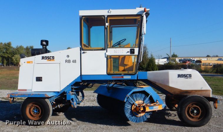 image for item HT9495 2003 Rosco RB-48  broom