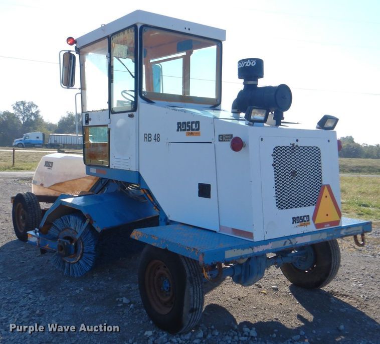 image for item HT9495 2003 Rosco RB-48  broom