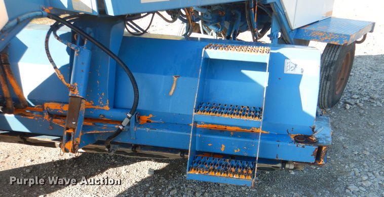 image for item HT9495 2003 Rosco RB-48  broom