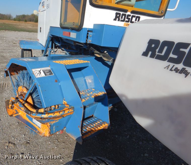 image for item HT9495 2003 Rosco RB-48  broom