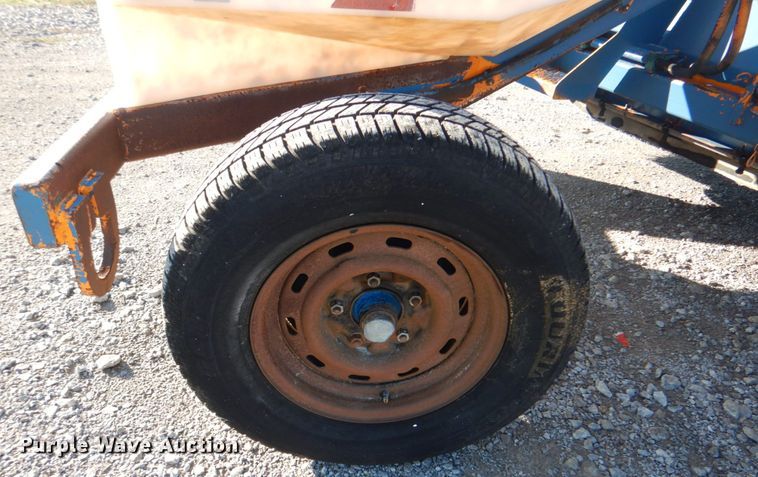 image for item HT9495 2003 Rosco RB-48  broom