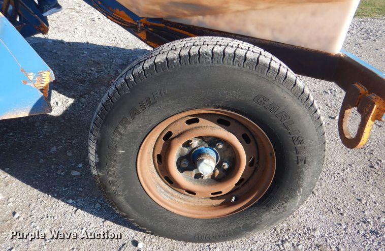 image for item HT9495 2003 Rosco RB-48  broom