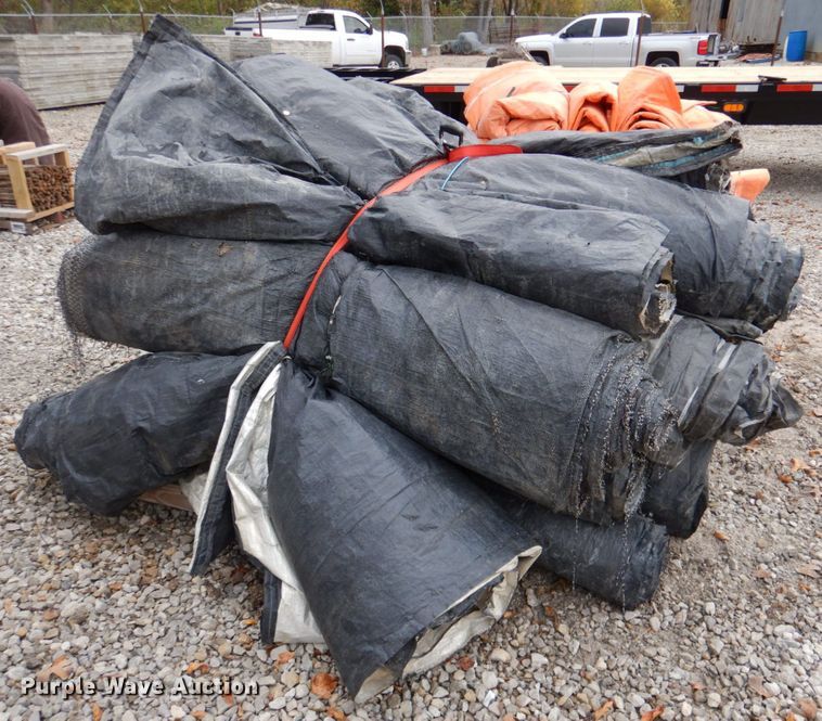 image for item IH9043 Approximately 20 concrete blankets