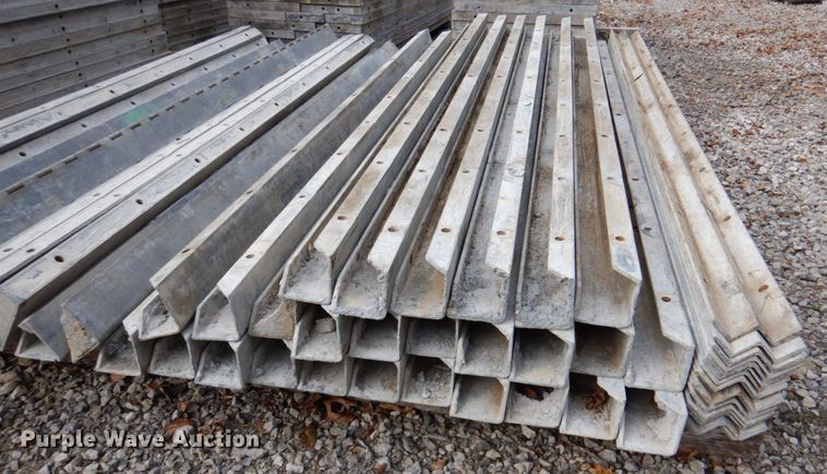 image for item IH9044 Precise full dimension concrete wall forms