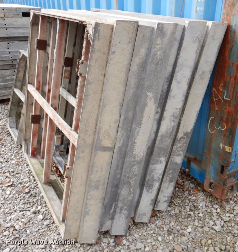 image for item IH9044 Precise full dimension concrete wall forms