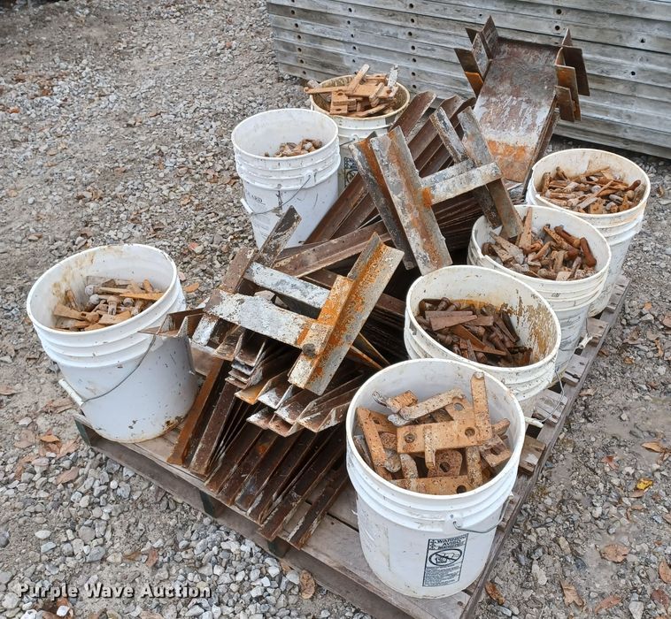 image for item IH9044 Precise full dimension concrete wall forms