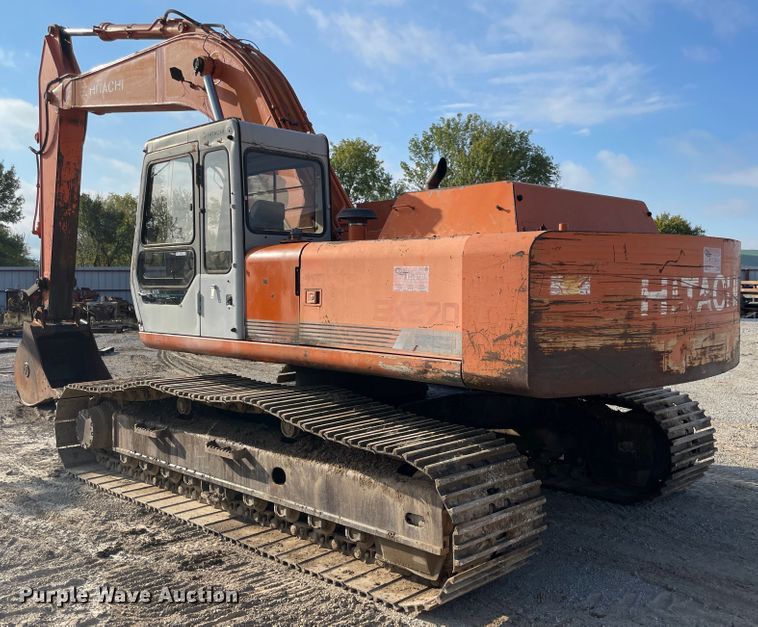 image for item II9476 1992 Hitachi EX270LC  excavator