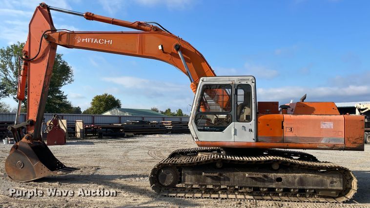 image for item II9476 1992 Hitachi EX270LC  excavator