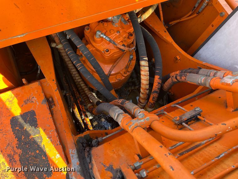 image for item II9476 1992 Hitachi EX270LC  excavator
