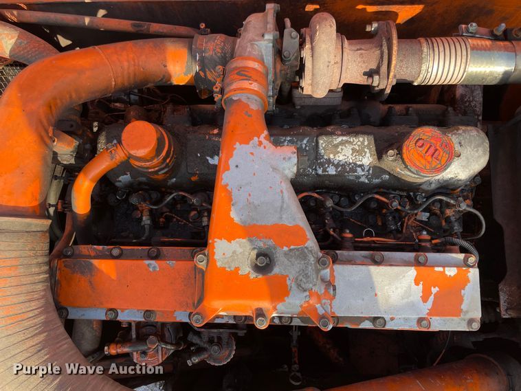 image for item II9476 1992 Hitachi EX270LC  excavator