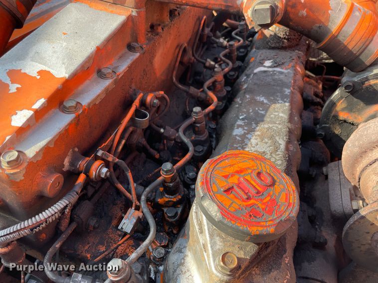 image for item II9476 1992 Hitachi EX270LC  excavator