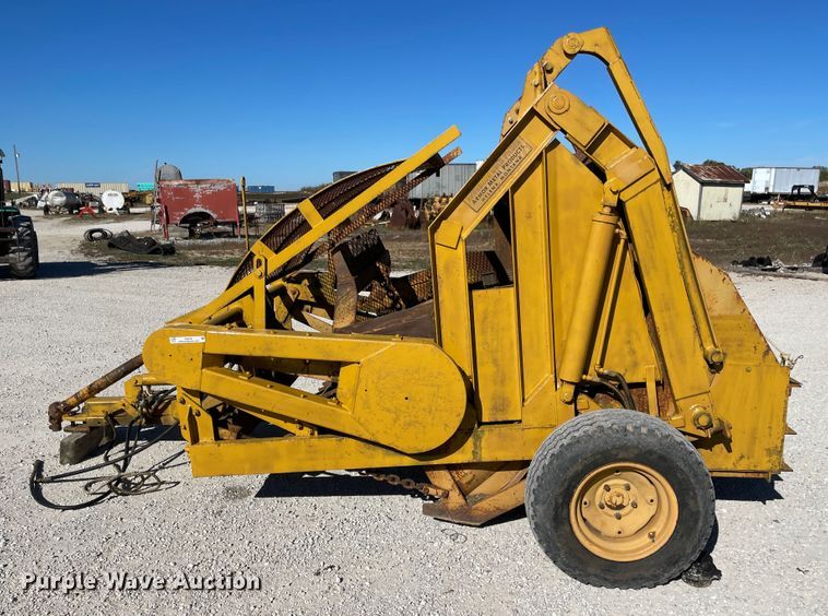 image for item II9479 Anderson  rock picker