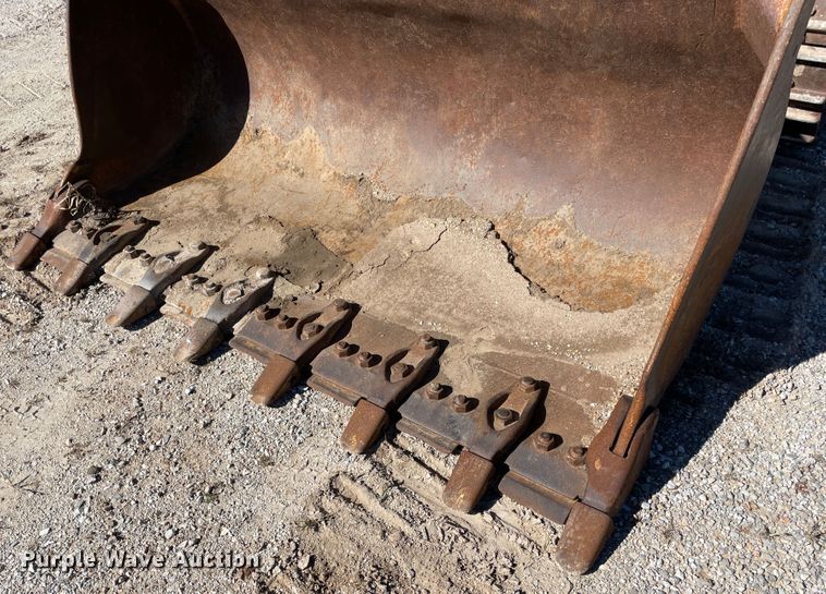 image for item II9480 Caterpillar 977L  track loader