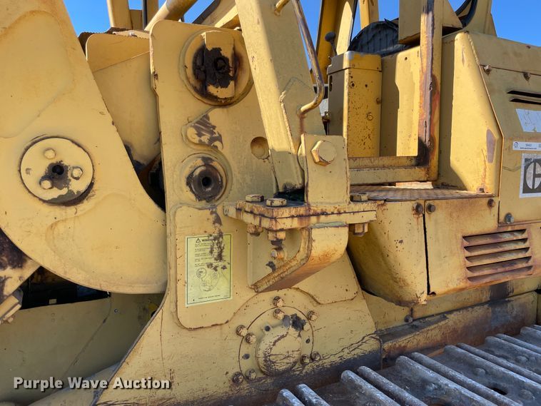 image for item II9480 Caterpillar 977L  track loader