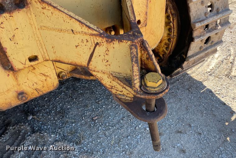 image for item II9480 Caterpillar 977L  track loader