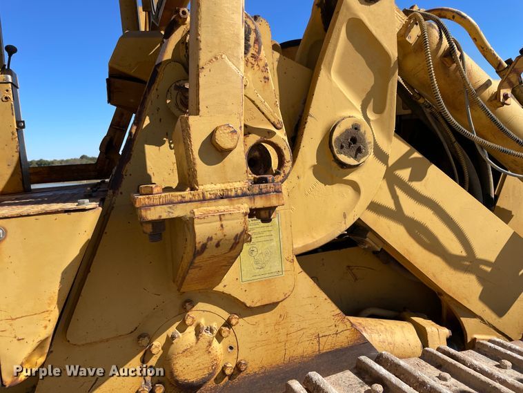 image for item II9480 Caterpillar 977L  track loader