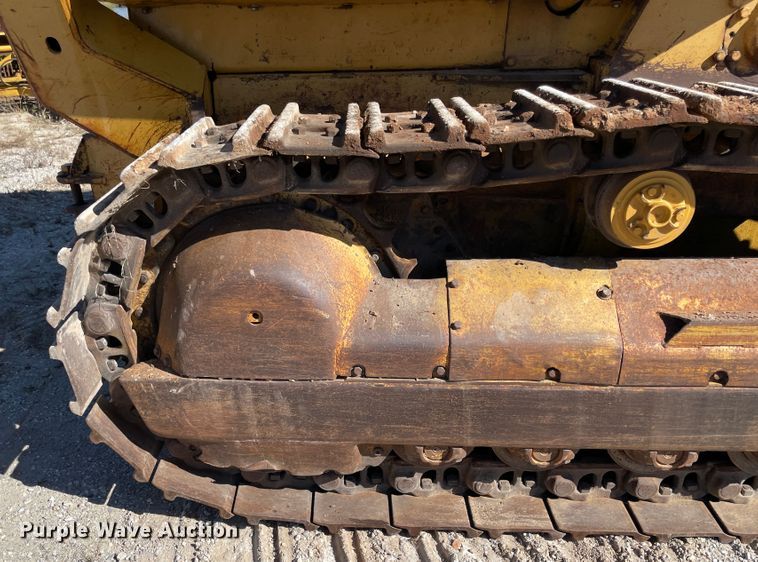 image for item II9480 Caterpillar 977L  track loader