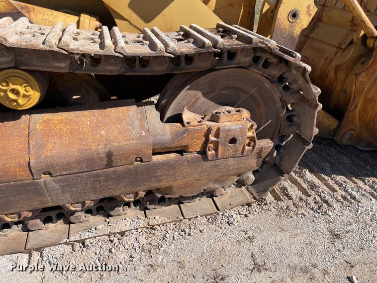 image for item II9480 Caterpillar 977L  track loader