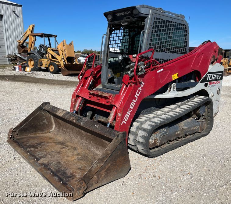 image for item II9482 2016 Takeuchi TL12V-2  tracked skid steer loader