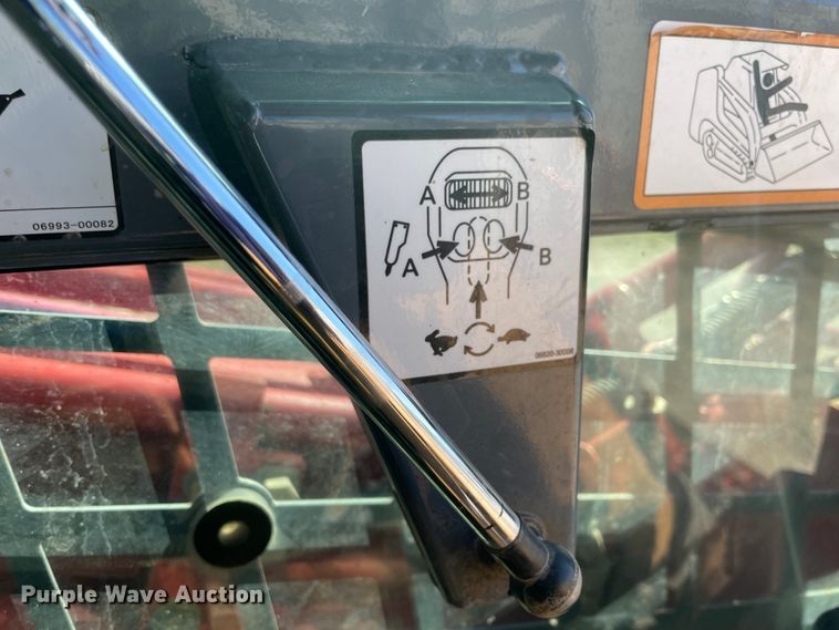 image for item II9482 2016 Takeuchi TL12V-2  tracked skid steer loader