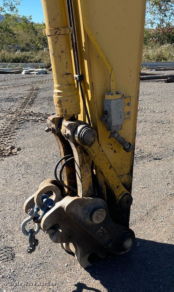 image for item IK9608 2012 Komatsu PC160LC-8  excavator