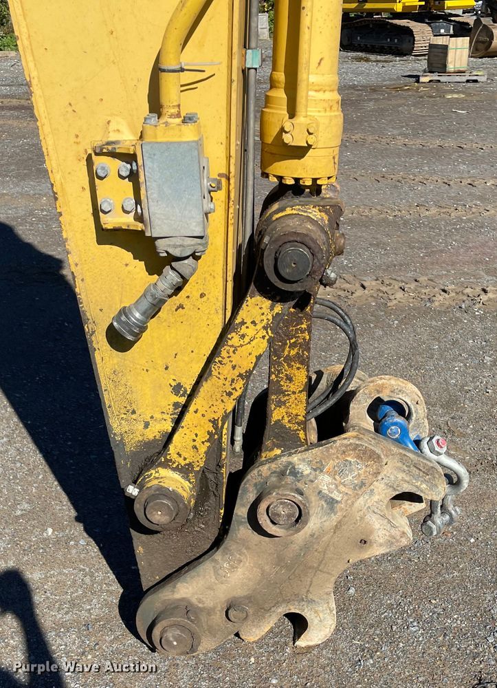 image for item IK9608 2012 Komatsu PC160LC-8  excavator