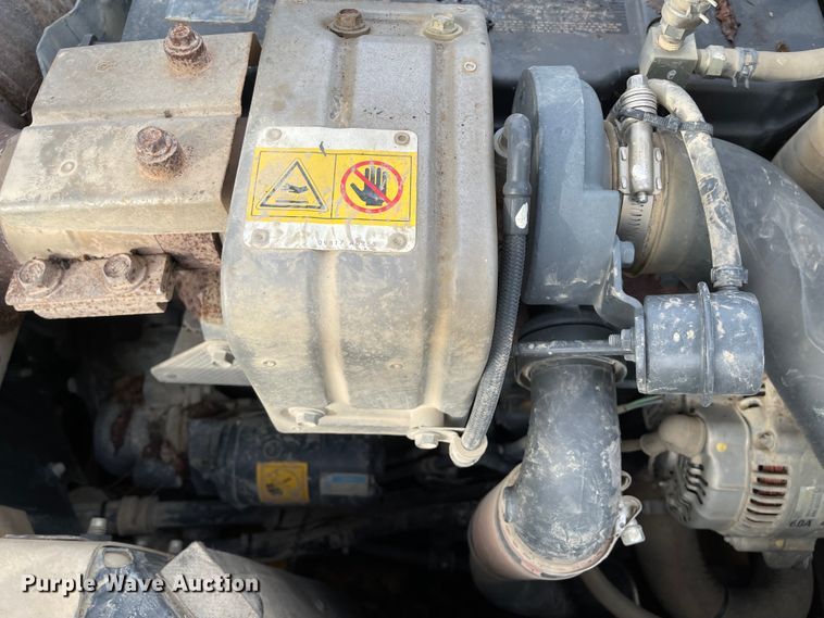 image for item IK9611 2013 Komatsu PC160LC-8  excavator