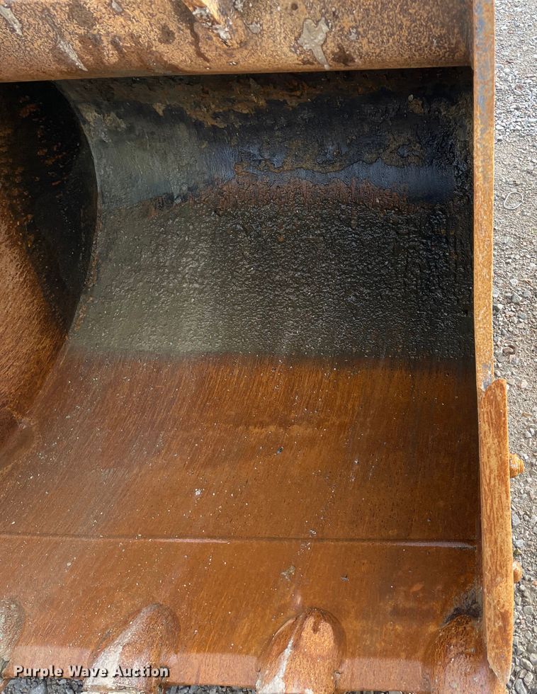 image for item IK9611 2013 Komatsu PC160LC-8  excavator