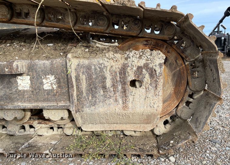 image for item IK9611 2013 Komatsu PC160LC-8  excavator