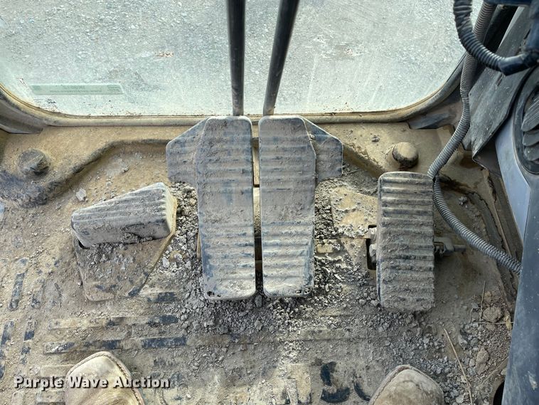 image for item IK9612 2012 Komatsu PC160LC-8  excavator