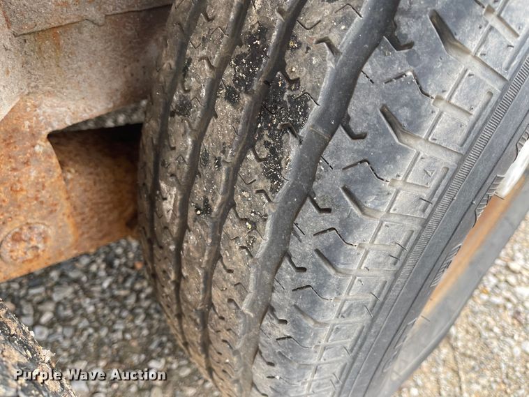 image for item IK9620 2007 Apache  utility trailer