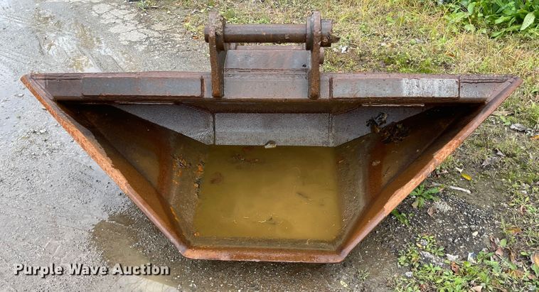 image for item IK9621 Trapezoid excavator bucket