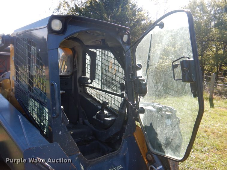 image for item IM9510 2015 John Deere 329E  tracked skid steer loader