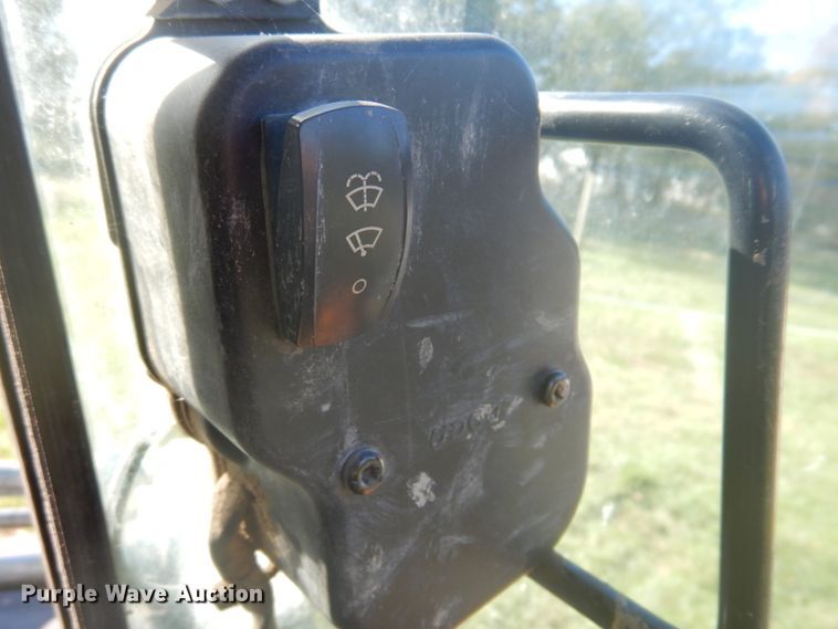 image for item IM9510 2015 John Deere 329E  tracked skid steer loader