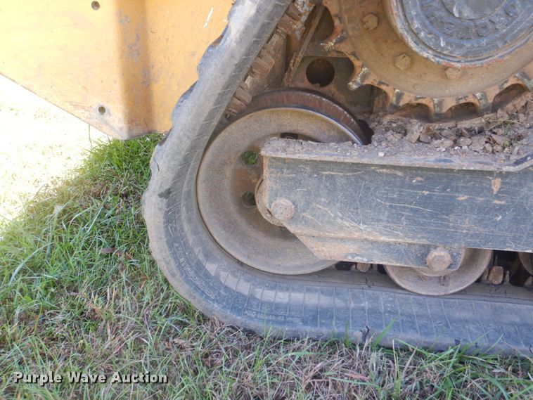 image for item IM9510 2015 John Deere 329E  tracked skid steer loader