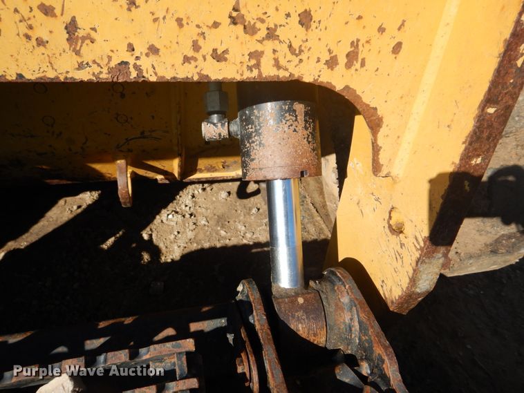 image for item IM9559 2016 Caterpillar 289D  tracked skid steer loader