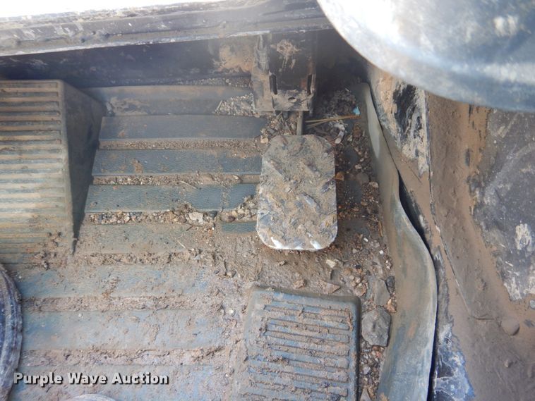 image for item IM9559 2016 Caterpillar 289D  tracked skid steer loader