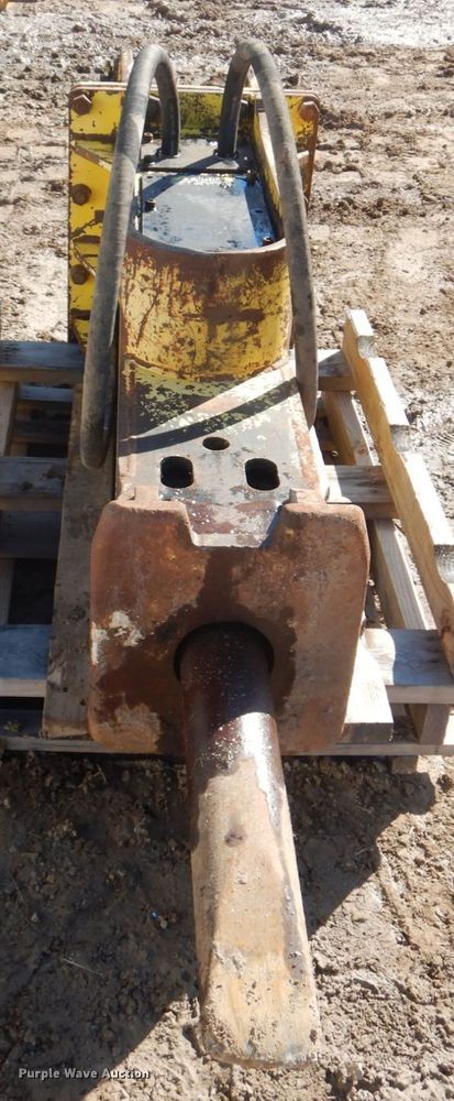 image for item IM9560 Maverick 4750  breaker