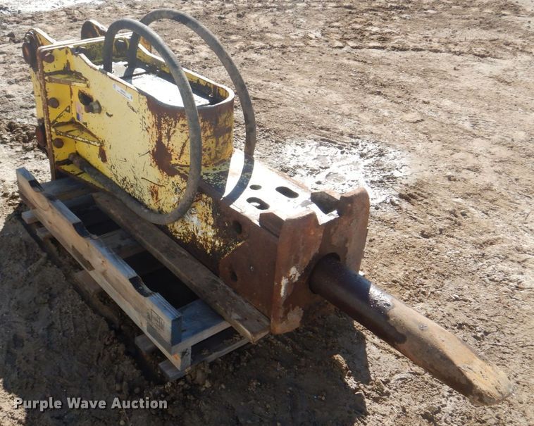 image for item IM9560 Maverick 4750  breaker