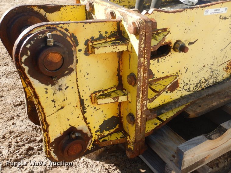 image for item IM9560 Maverick 4750  breaker