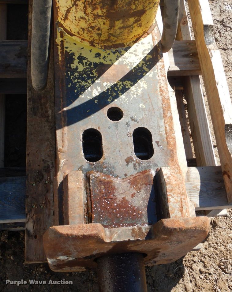 image for item IM9560 Maverick 4750  breaker