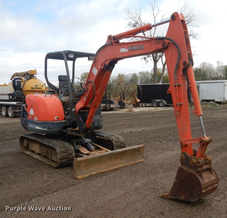 image for item IV9501 2006 Kubota KX121-3  mini excavator
