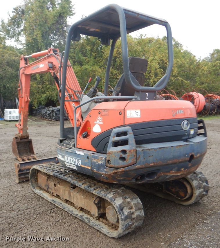 image for item IV9501 2006 Kubota KX121-3  mini excavator