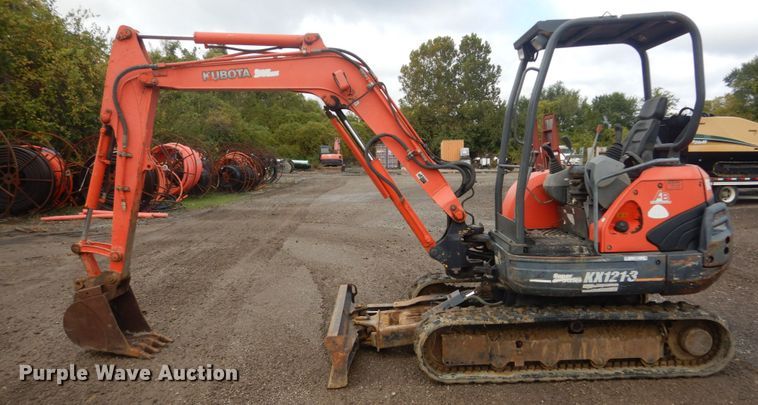 image for item IV9501 2006 Kubota KX121-3  mini excavator