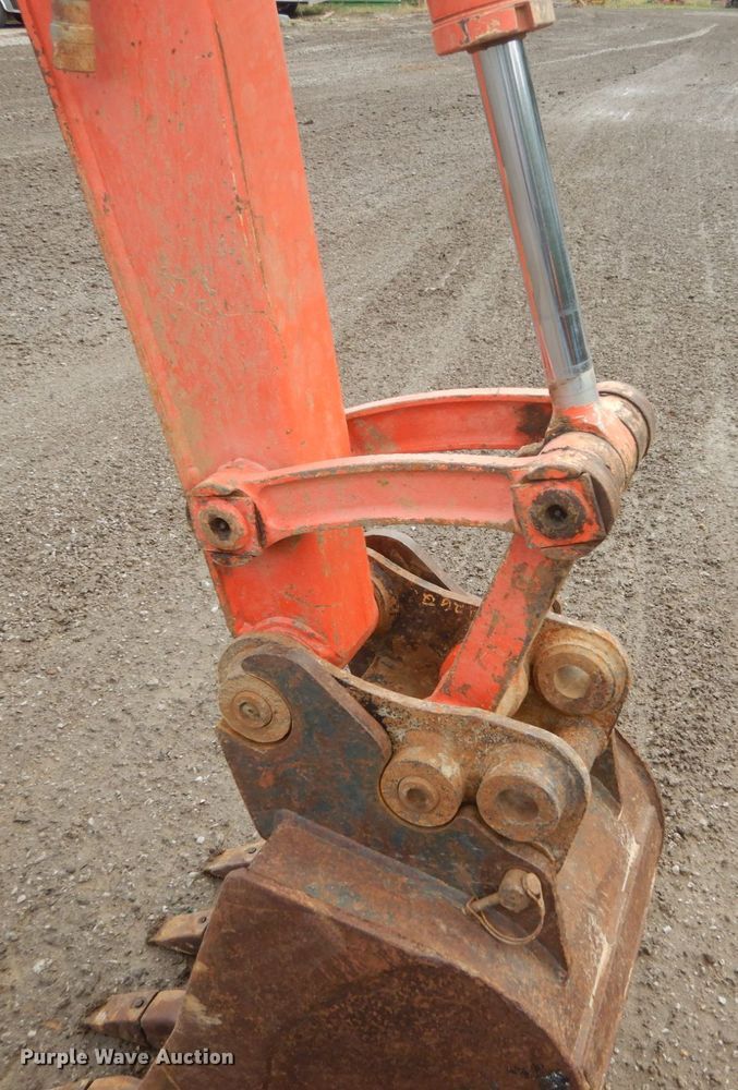 image for item IV9501 2006 Kubota KX121-3  mini excavator