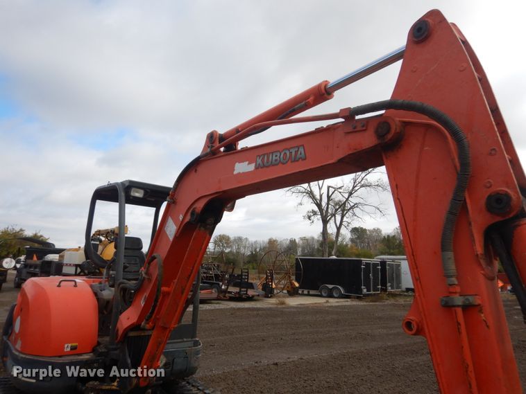 image for item IV9501 2006 Kubota KX121-3  mini excavator
