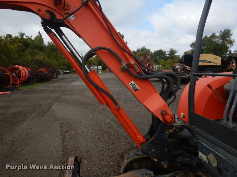 image for item IV9501 2006 Kubota KX121-3  mini excavator