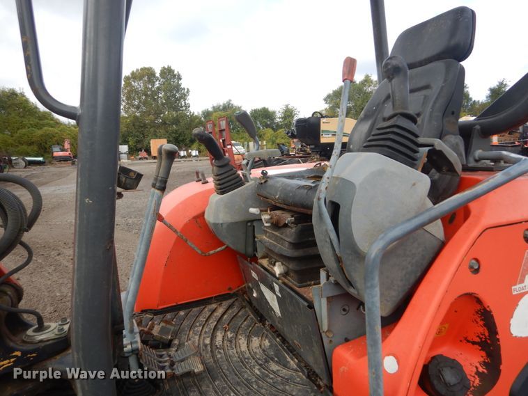 image for item IV9501 2006 Kubota KX121-3  mini excavator